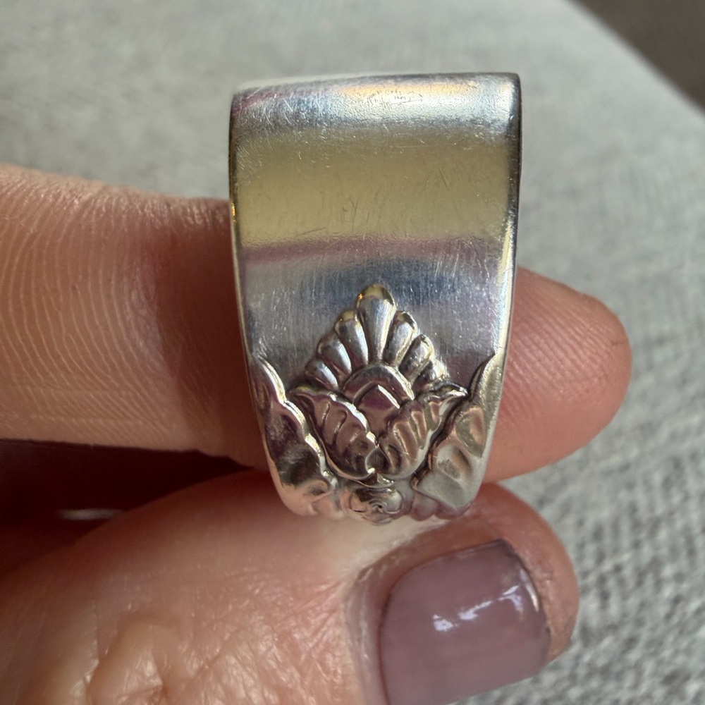 Sectional Spoon Ring - Picture 10 of 13